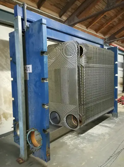 Heat Exchangers & Condensers — used process equipment for sale